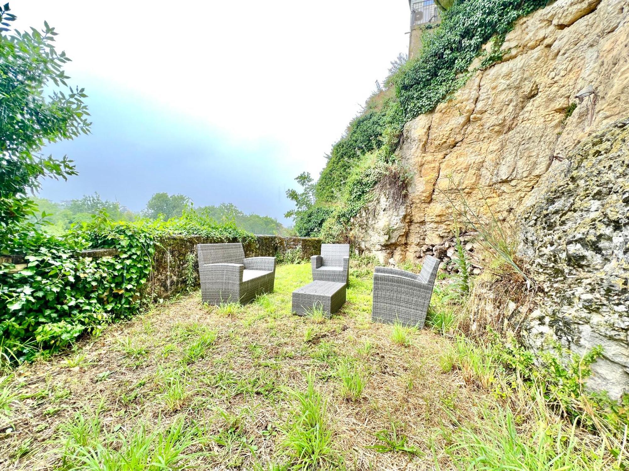 Les Hauts De Tison ~ Vue Sur La Vallee Du Clain ポアティエ エクステリア 写真